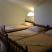 Leiligheter "Nina", privat innkvartering i sted Bijela, Montenegro